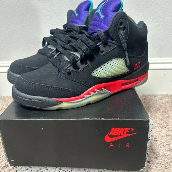 Jordan 5 Retro Top 3 Kids Black Fire Red Grape CZ2989-001 Size 5Y - Picture 1 of 12